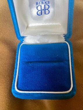 BIRKS  blue velvet ring gift presentation box 1960s VINTAGE